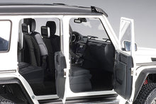 Indlæs billede til gallerivisning MERCEDES BENZ G-CLASS G500 4X4 2 2015 WHITE 1:18