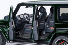Indlæs billede til gallerivisning MERCEDES BENZ G-CLASS G63 AMG (W463) V8 BITURBO 2019 DARK EMERALD GREEN MET 1:18