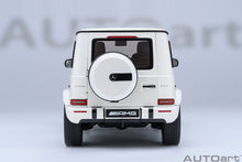 Indlæs billede til gallerivisning MERCEDES BENZ G-CLASS G63 AMG (W463) V8 BITURBO 2019 BRILLANT WHITE MET 1:18