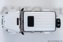Indlæs billede til gallerivisning MERCEDES BENZ G-CLASS G63 AMG (W463) V8 BITURBO 2019 BRILLANT WHITE MET 1:18