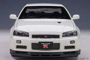 NISSAN SKYLINE GT-R (R34) V-SPEC II 2001 WHITE PEARL