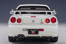 Indlæs billede til gallerivisning NISSAN SKYLINE GT-R (R34) V-SPEC II 2001 WHITE PEARL