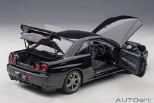 Indlæs billede til gallerivisning 1/18 Nissan Skyline GT-R (R34) V-Spec II Nur, black pearl 1:18