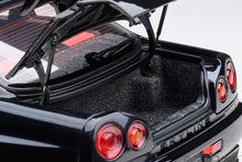 Indlæs billede til gallerivisning 1/18 2005 Nissan Skyline GT-R (R34) Z-Tune, pearl black 1:18