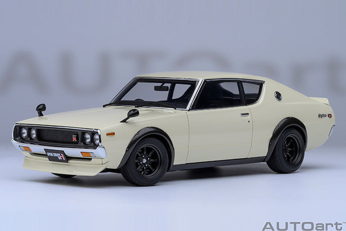 NISSAN SKYLINE 2000 GT-R (KPGC110) COUPE 1973 WHITE 1:18