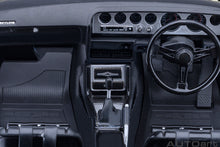 Indlæs billede til gallerivisning NISSAN SKYLINE 2000 GT-R (KPGC110) COUPE 1973 WHITE 1:18