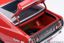 Indlæs billede til gallerivisning 1/18 Nissan Skyline 2000 GT-R (KPGC110) Tuned, red 1:18