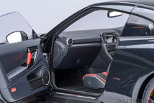 Indlæs billede til gallerivisning 1/18 2022 Nissan Skyline GT-R (R35) Nismo, Special Edition, meteor flake black pearl 1:18