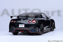 Indlæs billede til gallerivisning 1/18 2022 Nissan Skyline GT-R (R35) Nismo, Special Edition, meteor flake black pearl 1:18