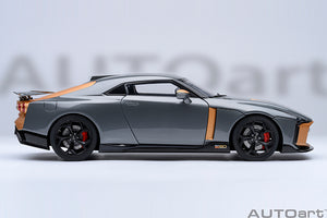 1/18 Nissan Skyline GT-R (R50) by Italdesign, silver/gold 1:18
