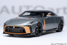 Indlæs billede til gallerivisning 1/18 Nissan Skyline GT-R (R50) by Italdesign, silver/gold 1:18