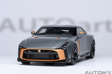 Indlæs billede til gallerivisning 1/18 Nissan Skyline GT-R (R50) by Italdesign, silver/gold 1:18