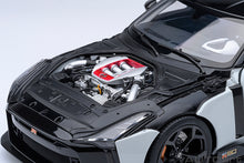 Indlæs billede til gallerivisning NISSAN GT-R50 BY ITALDESIGN 2021 WHITE MET BLACK 1:18