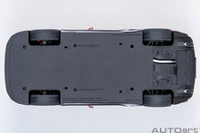 Indlæs billede til gallerivisning NISSAN GT-R50 BY ITALDESIGN 2021 RED MET GOLD 1:18