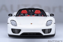 Indlæs billede til gallerivisning PORSCHE 918 SPYDER WEISSACH PACKAGE 2013 WHITE 1:18