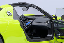 Indlæs billede til gallerivisning PORSCHE 918 SPYDER WEISSACH PACKAGE 2013 ACIDE GREEN 1:18