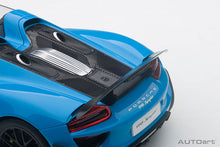 Indlæs billede til gallerivisning 2013 Porsche 918 Spyder, riviera blue 1:18