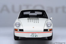 Indlæs billede til gallerivisning 1/18 Porsche 911 Carrera 2.7 RS *The Circuit Wolf*, white/red 1:18