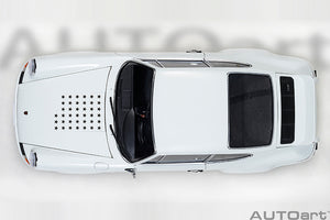 1/18 Porsche 911 Carrera 2.7 RS *The Circuit Wolf*, white/red 1:18