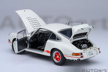 Indlæs billede til gallerivisning 1/18 Porsche 911 Carrera 2.7 RS *The Circuit Wolf*, white/red 1:18