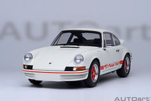 Indlæs billede til gallerivisning 1/18 Porsche 911 Carerra 2.7 RS, Grandprix white with red stripes 1:18