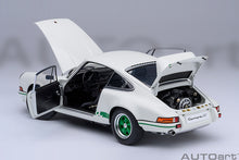 Indlæs billede til gallerivisning 1/18 Porsche 911 Carerra 2.7 RS, Grandprix white with green stripes 1:18