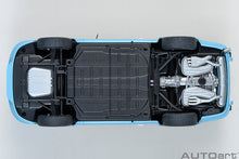 Indlæs billede til gallerivisning 1/18 Porsche 911 Carerra 2.7 RS, Gulf blue with black stripes 1:18