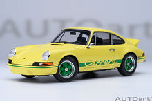 Indlæs billede til gallerivisning 1/18 Porsche 911 Carerra 2.7 RS, Light yellow with green stripes 1:18