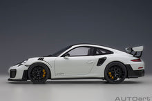 Indlæs billede til gallerivisning PORSCHE 911 GT2 RS 2017 WEISSACH PACKAGE WHITE 1:18