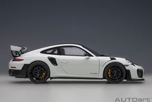 Indlæs billede til gallerivisning PORSCHE 911 GT2 RS 2017 WEISSACH PACKAGE WHITE 1:18