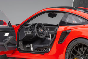 porsche 911 (991) GT2 weissach package, guards red 1:18