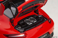 Indlæs billede til gallerivisning porsche 911 (991) GT2 weissach package, guards red 1:18