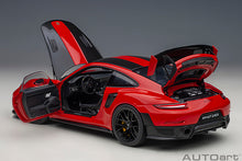 Indlæs billede til gallerivisning porsche 911 (991) GT2 weissach package, guards red 1:18