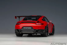 Indlæs billede til gallerivisning porsche 911 (991) GT2 weissach package, guards red 1:18