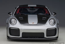 Indlæs billede til gallerivisning porsche 911 (991) GT2 weissach package, gt silver 1:18
