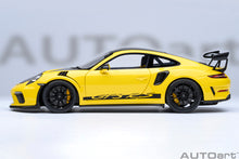 Indlæs billede til gallerivisning PORSCHE 911 991-2 GT3 RS COUPE WEISSACH PACKAGE 2017 RACING YELLOW 1:18