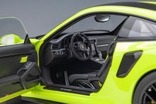 Indlæs billede til gallerivisning 1/18 Porsche 911 (991.2) GT2 Weissach Package, acid green 1:18