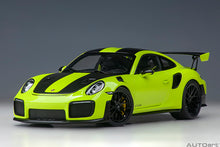 Indlæs billede til gallerivisning 1/18 Porsche 911 (991.2) GT2 Weissach Package, acid green 1:18