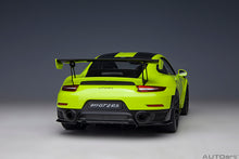 Indlæs billede til gallerivisning 1/18 Porsche 911 (991.2) GT2 Weissach Package, acid green 1:18