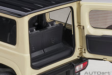 Indlæs billede til gallerivisning 1/18 Suzuki Jimny, chiffon ivory with black roof 1:18