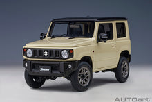 Indlæs billede til gallerivisning 1/18 Suzuki Jimny, chiffon ivory with black roof 1:18