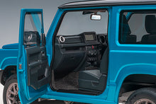 Indlæs billede til gallerivisning 1/18 Suzuki Jimny, brisk blue with black roof 1:18