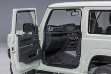 Indlæs billede til gallerivisning 1/18 Suzuki Jimny, pure white pearl 1:18