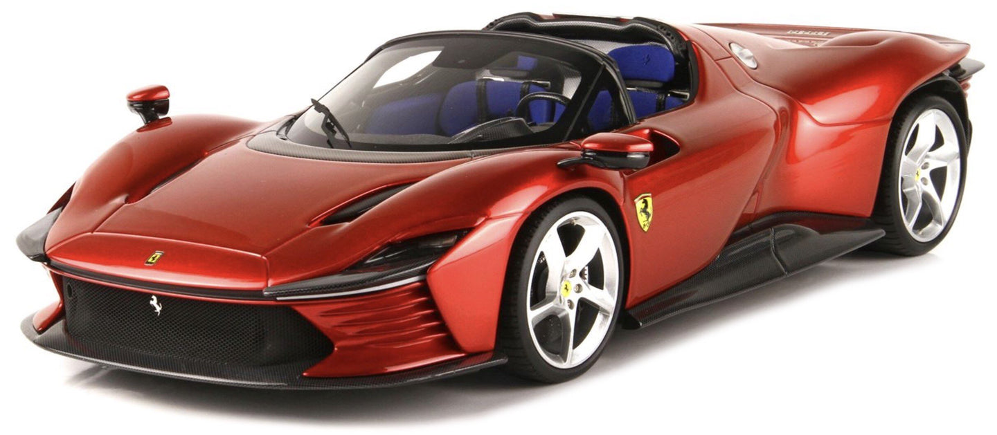 FERRARI DAYTONA SP3 OPEN ROOF ICONA 2022 WITH SHOWCASE ROSSO MAGMA - RED MET 1:18