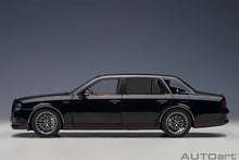 Indlæs billede til gallerivisning 1/18 Toyota Century GRMN, black 1:18