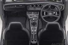 Indlæs billede til gallerivisning 1/18 Toyota Celica Liftback 2000 GT (RA25), 1973, moss green 1:18
