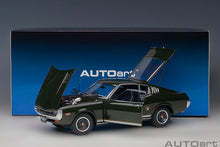 Indlæs billede til gallerivisning 1/18 Toyota Celica Liftback 2000 GT (RA25), 1973, moss green 1:18