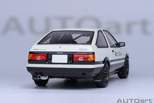 Indlæs billede til gallerivisning 1/18 Toyota Sprinter Trueno (AE86) â€œProject Dâ€, white/black 1:18