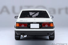Indlæs billede til gallerivisning TOYOTA SPRINTER TRUENO (AE86) INITIAL D PROJECT D FINAL VERSION 30th AANIVERSARY 1980 WHITE BLACK 1:18