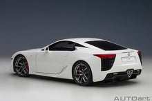 Indlæs billede til gallerivisning 1/18 Lexus LFA, white 1:18